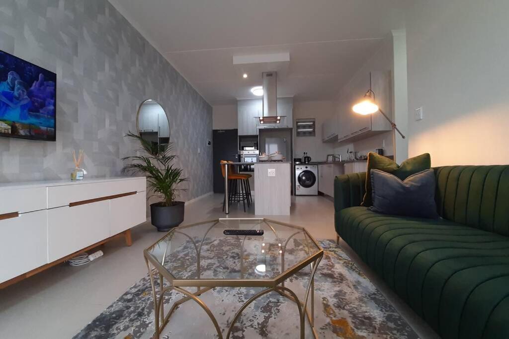 Mikeys Place On New: 2Bed2Bath No.1 With Free Wifinetflix Мідранд Екстер'єр фото